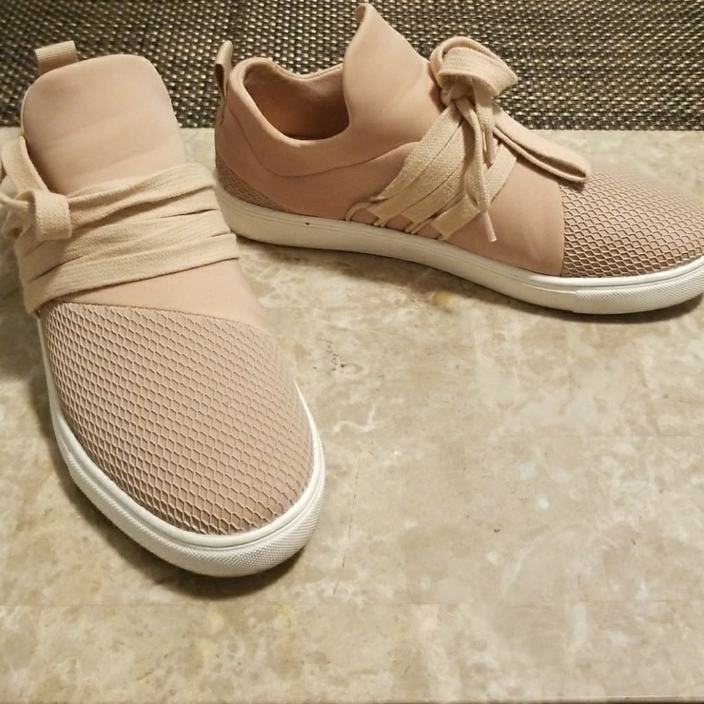 New York & Company shoes